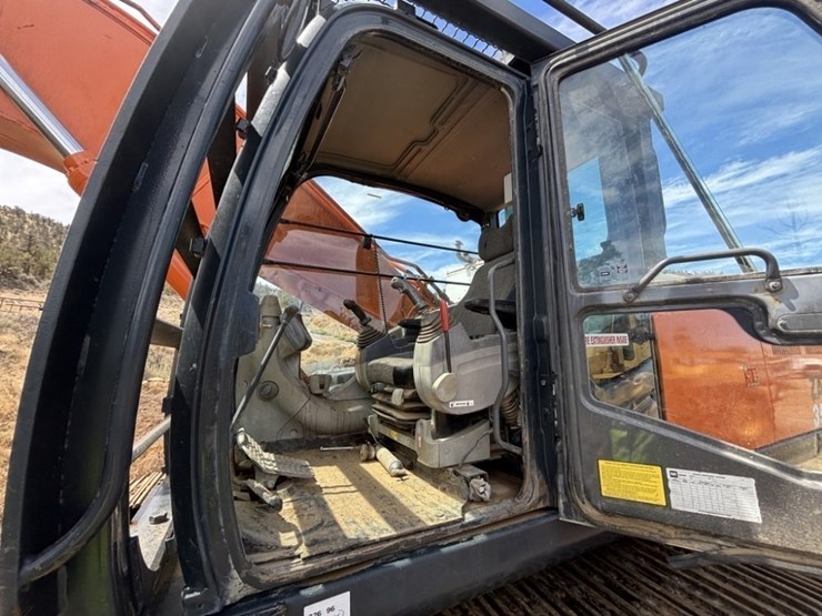 2007-hitachi-zx350-lc-3-image-28