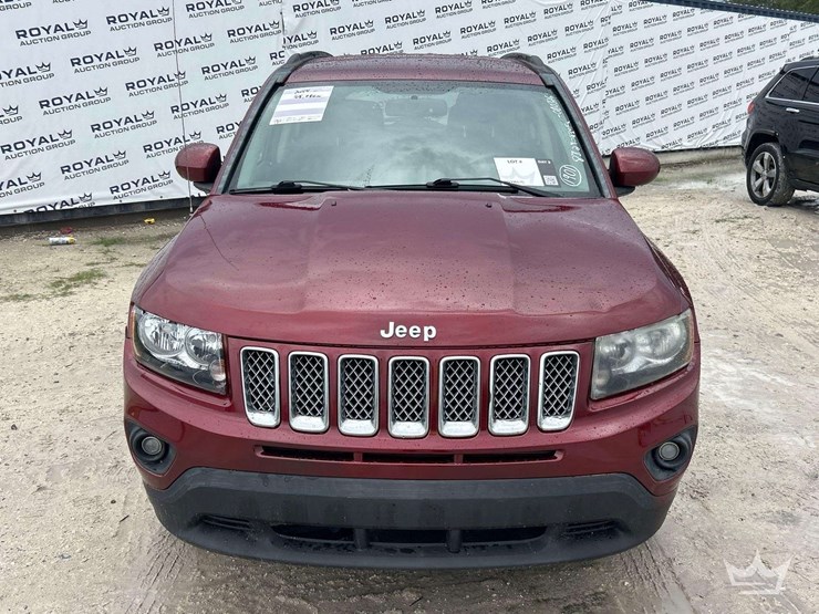 2014-jeep-compass-image-25