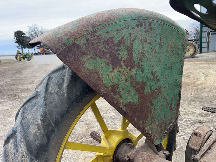 john-deere-model-b-image-43