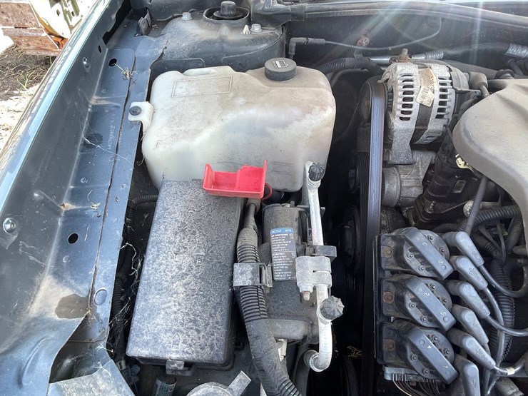 #4682-•-2005-buick-lesabre-(no-title,-for-parts)-image-50