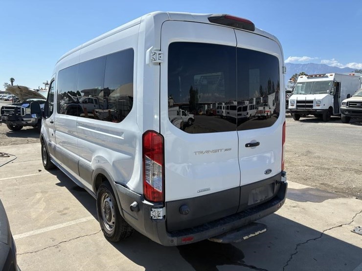 2018-ford-transit-image-4