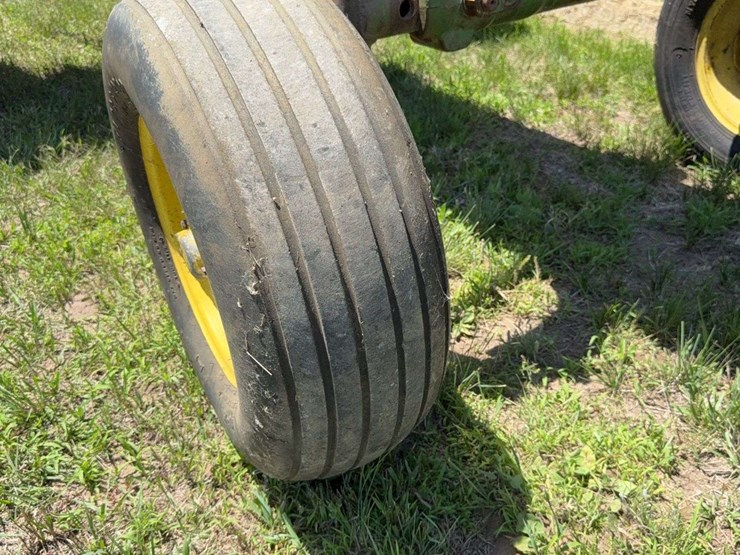 john-deere-2510-image-21