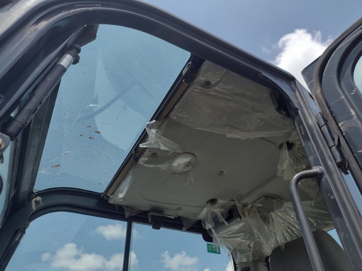 bobcat-e63-image-14