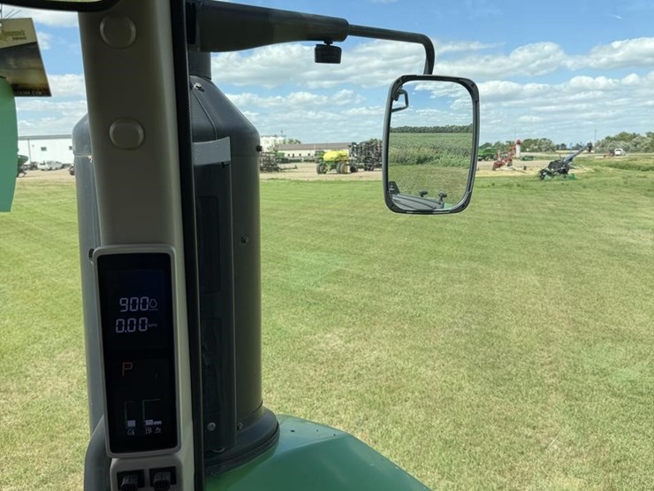 2017-john-deere-9570rx-image-86