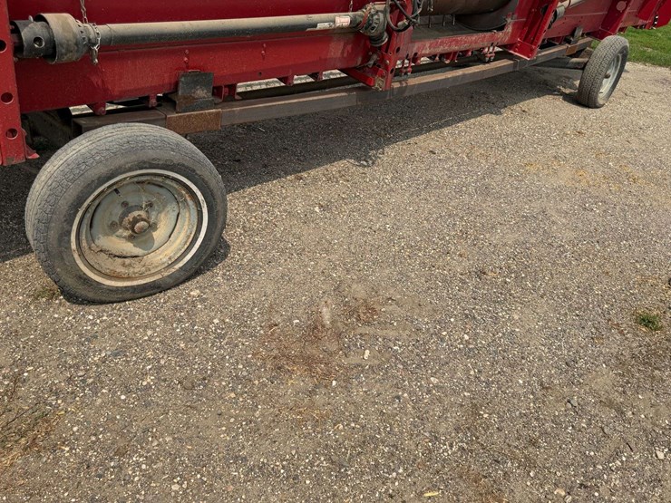 home-made-header-trailer-for-30’-bean-head-image-5