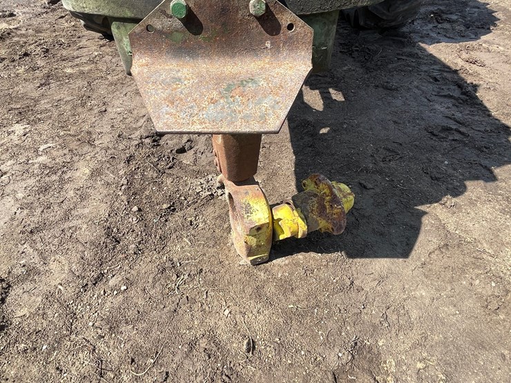 john-deere-70-image-18