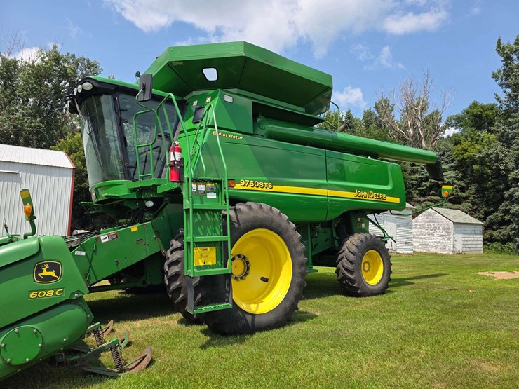 2007-john-deere-9760-sts-image-2