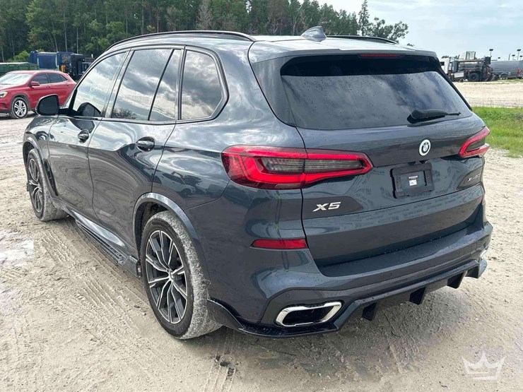 2011-bmw-x5-image-4