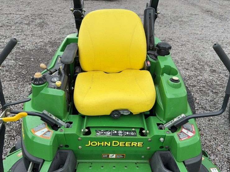 john-deere-z830a-image-6