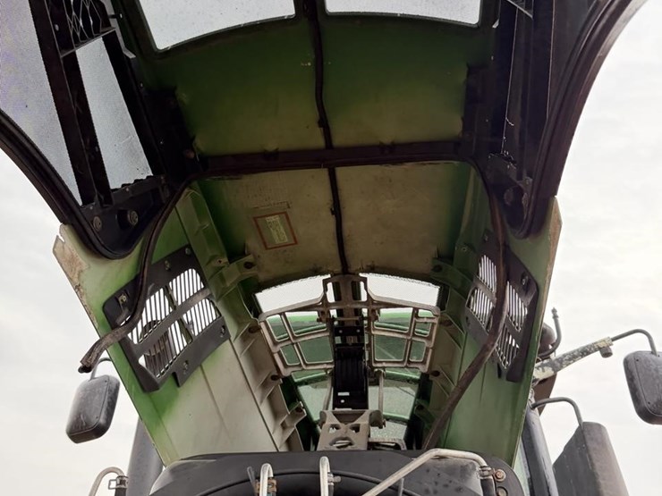 2012-john-deere-7230r-image-35
