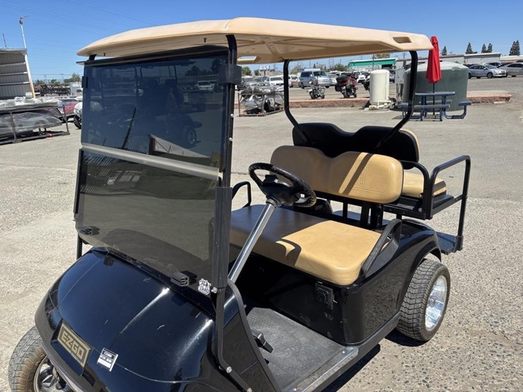 ez-go-electric-utility-cart-image-13