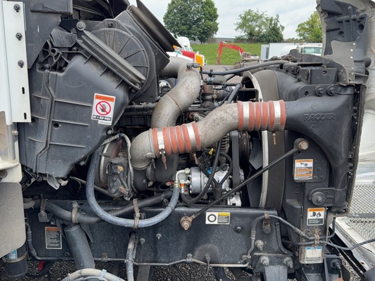 2022-kenworth-t270-image-20