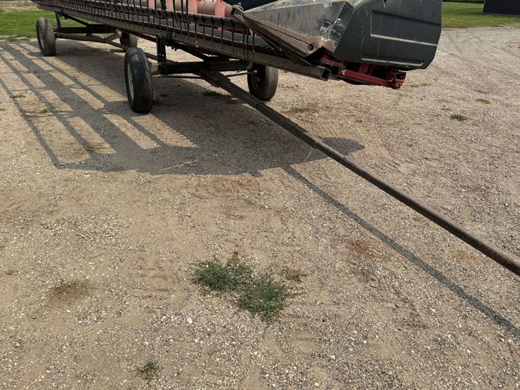 home-made-header-trailer-for-30’-bean-head-image-1