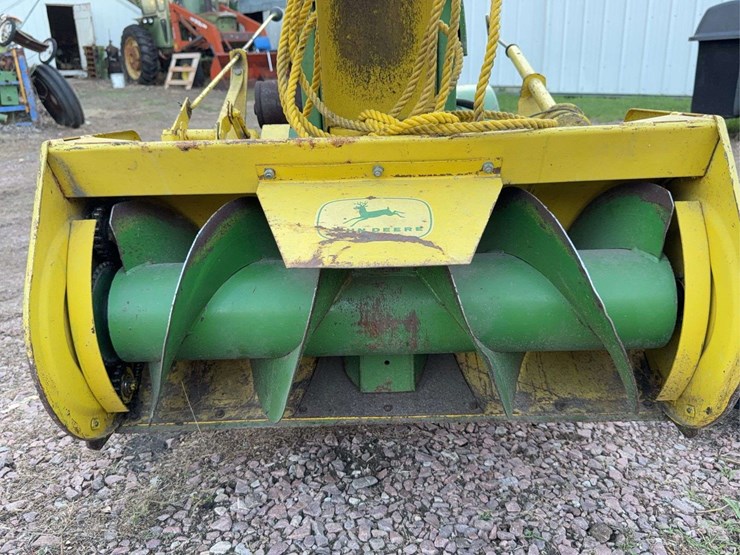 john-deere-110-image-34