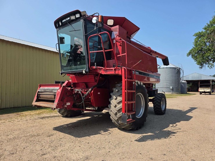 1994-case-ih-1688-image-2