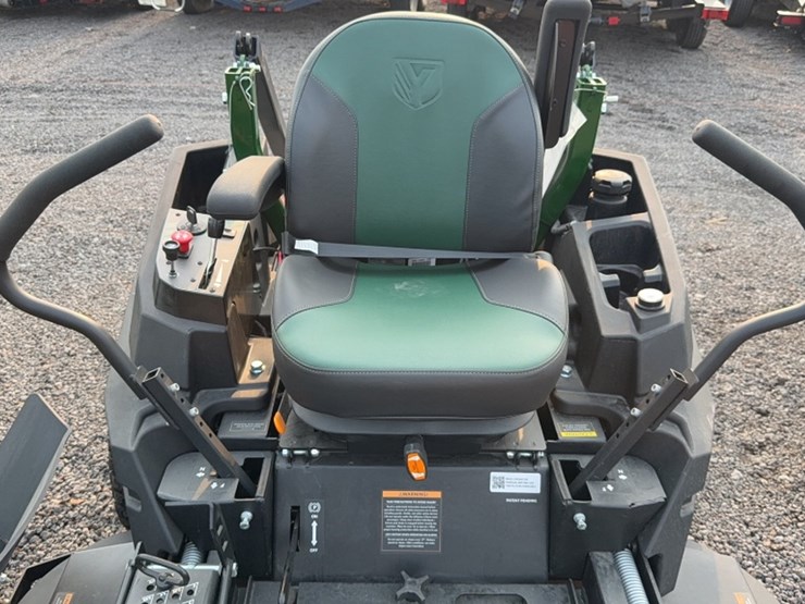 #3084-•-yakta-yxr-320-zero-turn-mower-image-6