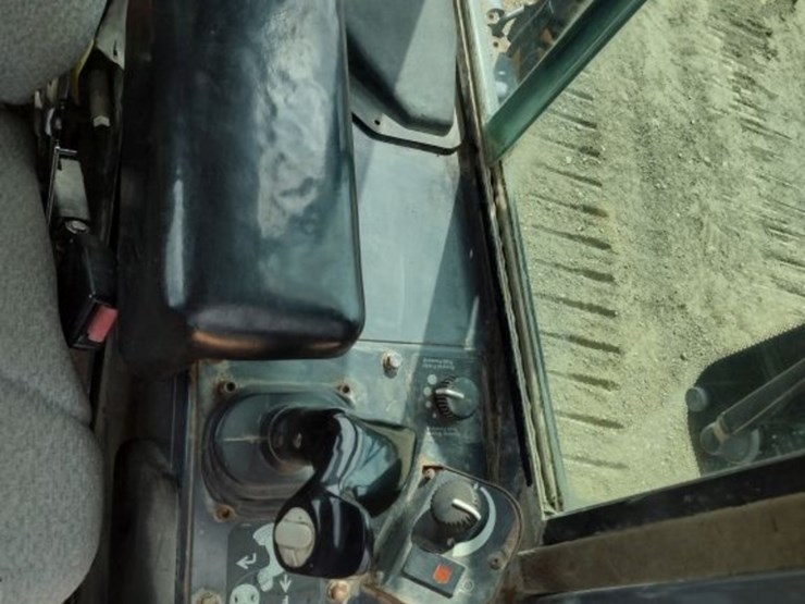 deere-450j-lt-image-10