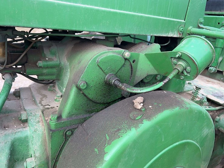 john-deere-70-image-64