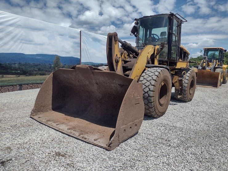 caterpillar-930k-image-41