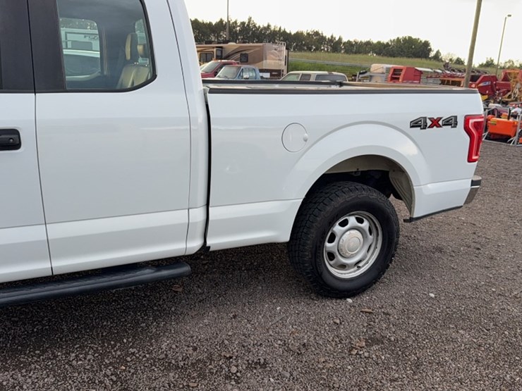 2015-ford-f150-image-13