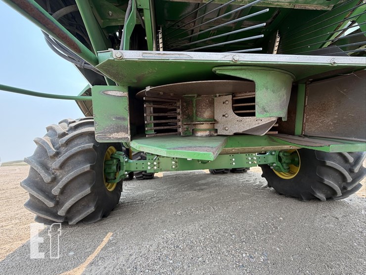 2020-john-deere-s780-image-44
