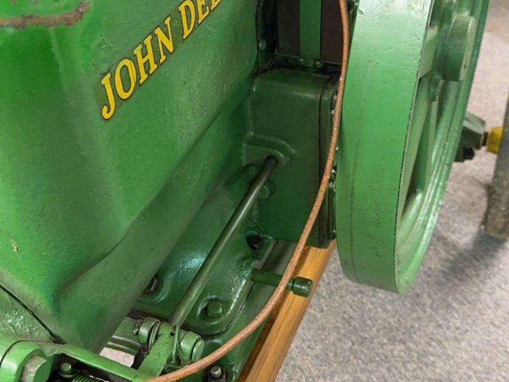 john-deere-3-horse-hit-and-miss-engine-with-cart-image-21
