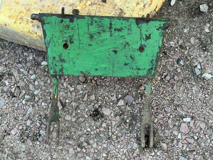 john-deere-110-image-47