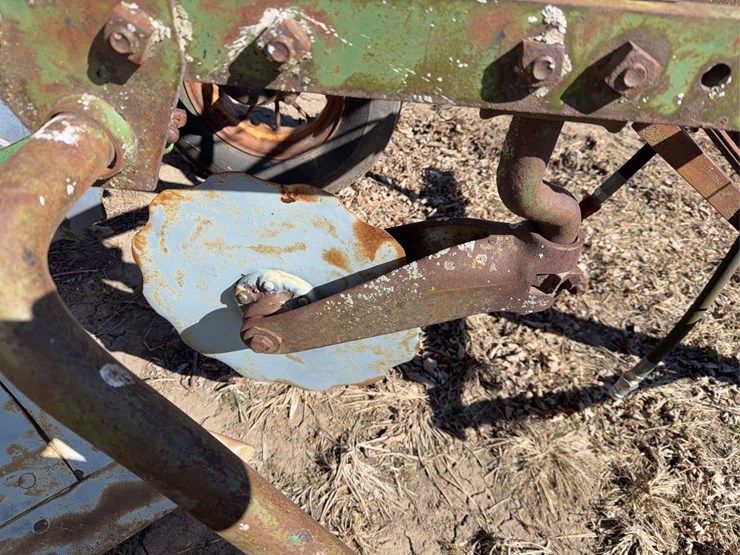 john-deere-no.-55-a-b-h-pull-type-three-bottom-plow-image-11