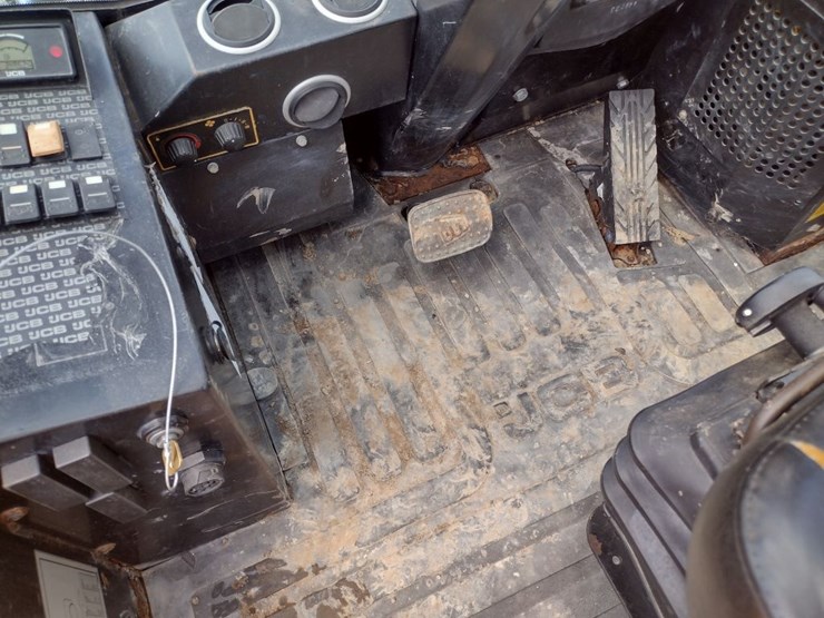 jcb-930-image-10