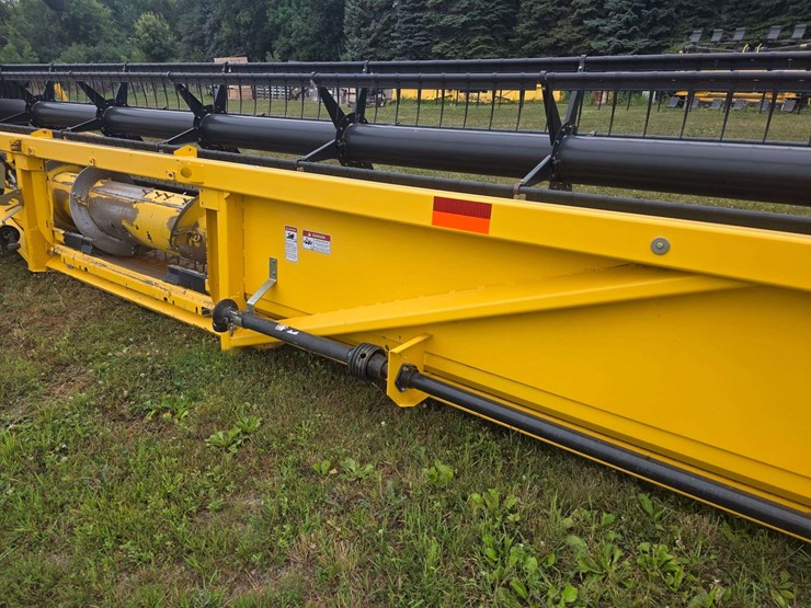 new-holland-74c-image-15