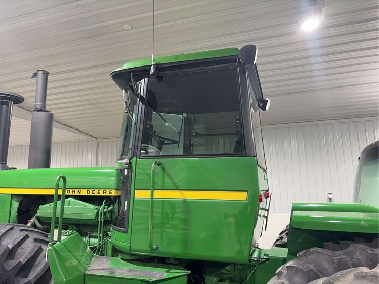 1977-john-deere-8630-image-12