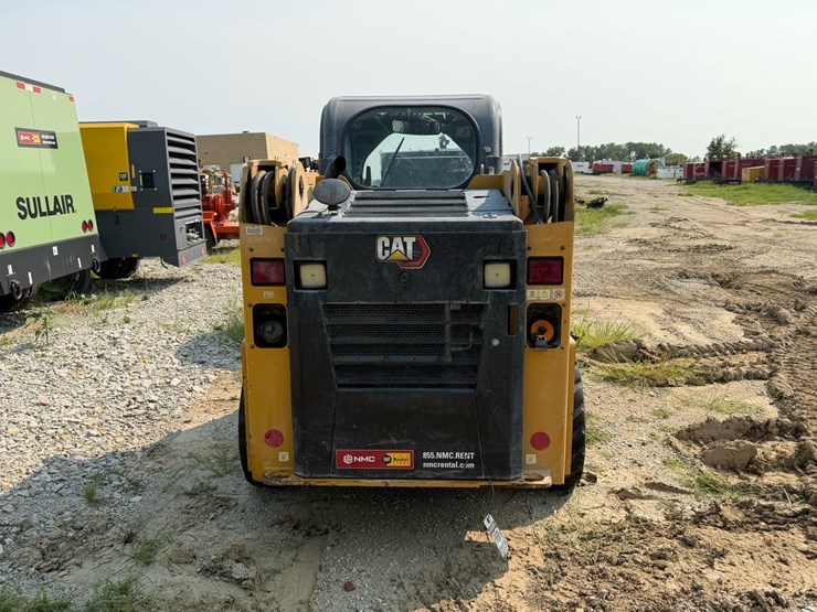 2021-caterpillar-226d3-image-4