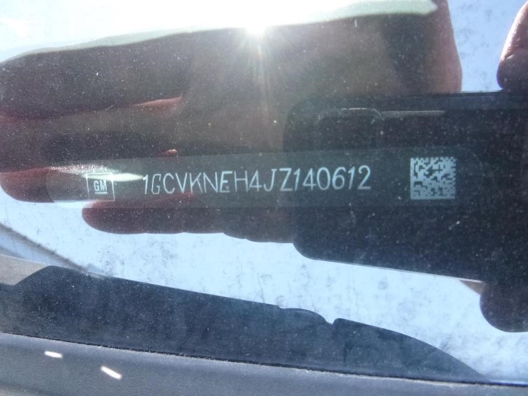 2018-chevrolet-1500-image-15