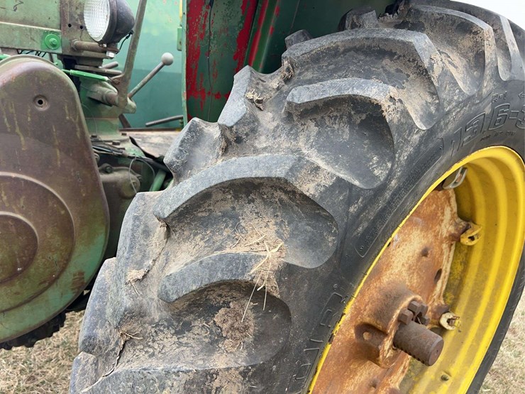 john-deere-70-image-49
