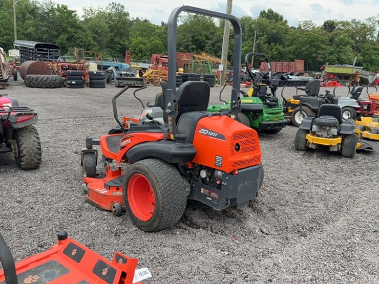kubota-zd1211-image-9