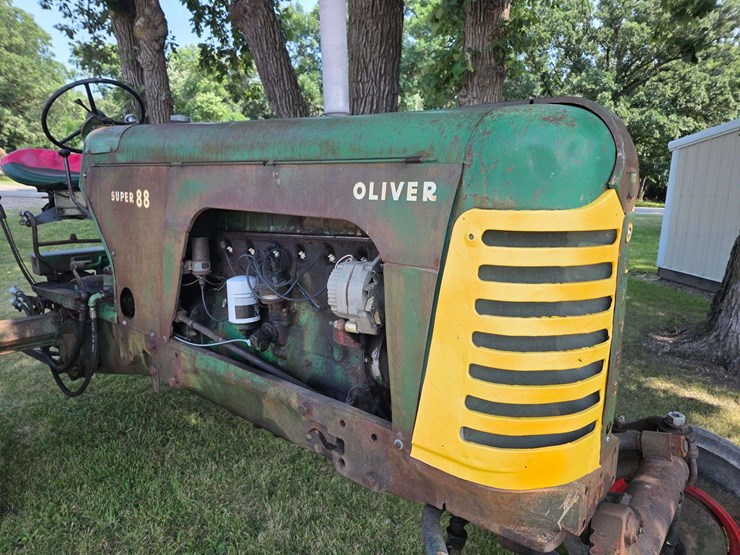 1958-oliver-super-88-image-5