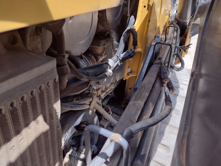 deere-333g-image-30
