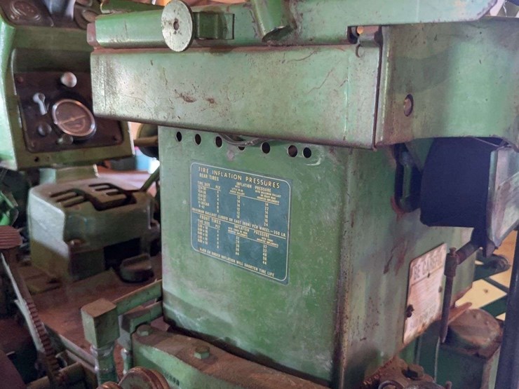 john-deere-530-image-48