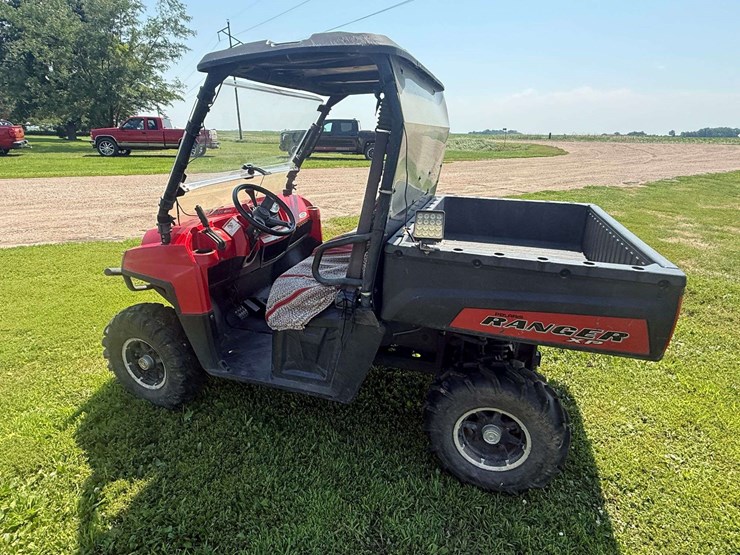 2012-polaris-ranger-image-15