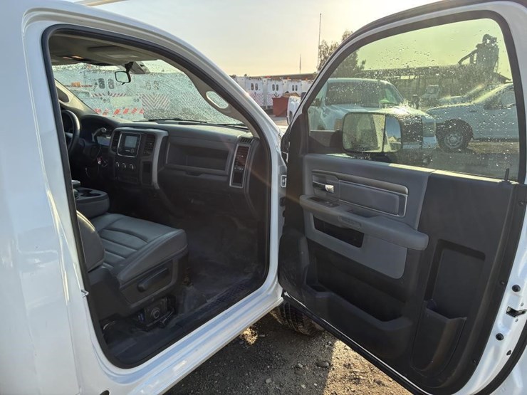 2018-dodge-ram-2500-image-11