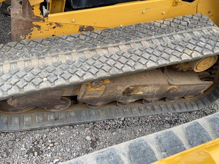 caterpillar-299d2-image-12