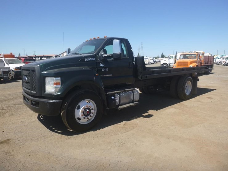 2017-ford-f750-image-1