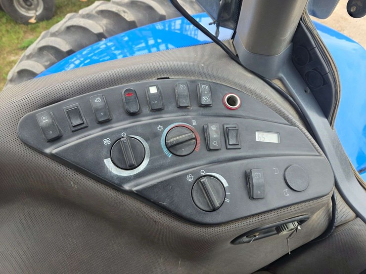 2006-new-holland-tg255-image-65