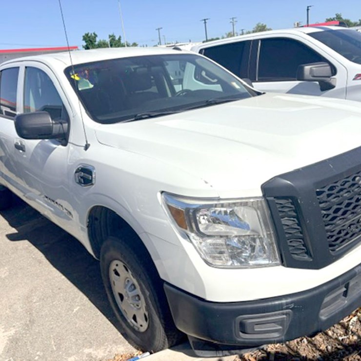 2019 NISSAN TITAN
