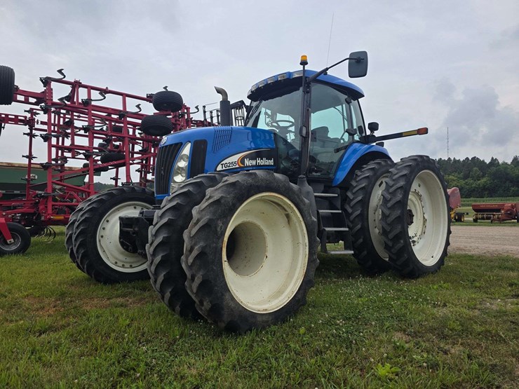 2006-new-holland-tg255-image-1