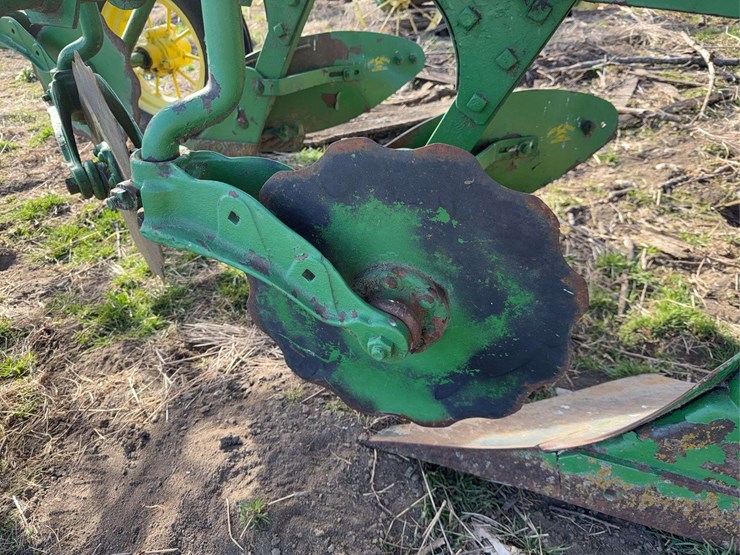 john-deere-no.-55-a-b-h-pull-type-three-bottom-plow-image-23