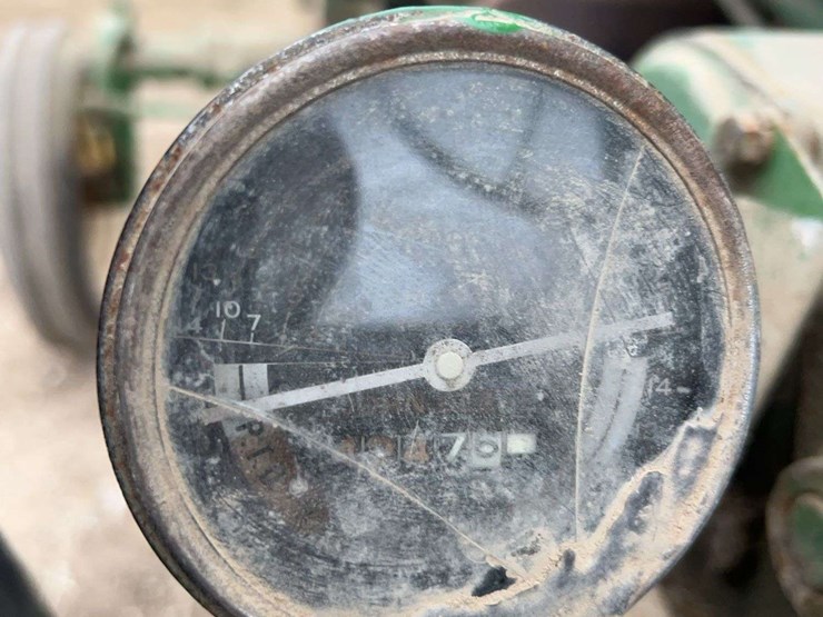 john-deere-70-image-61