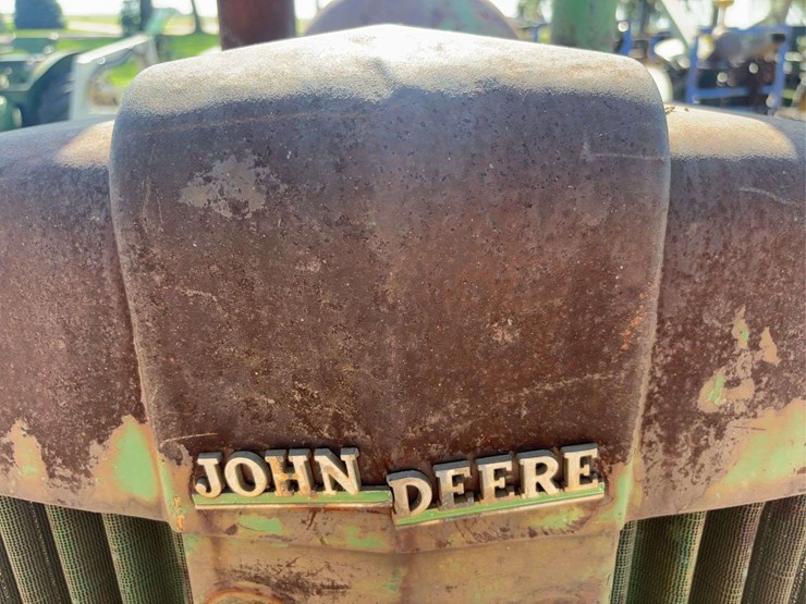 john-deere-70-image-14