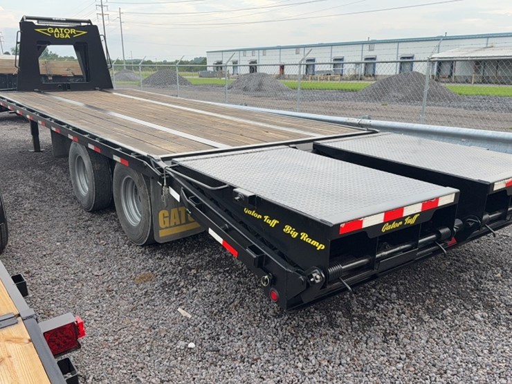 #3048-•-2025-gator-25'-gooseneck-trailer-image-6