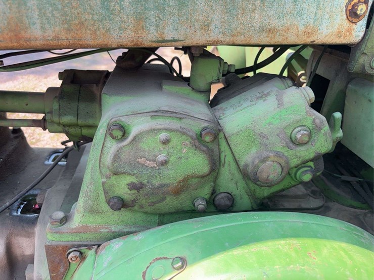 john-deere-630-image-27